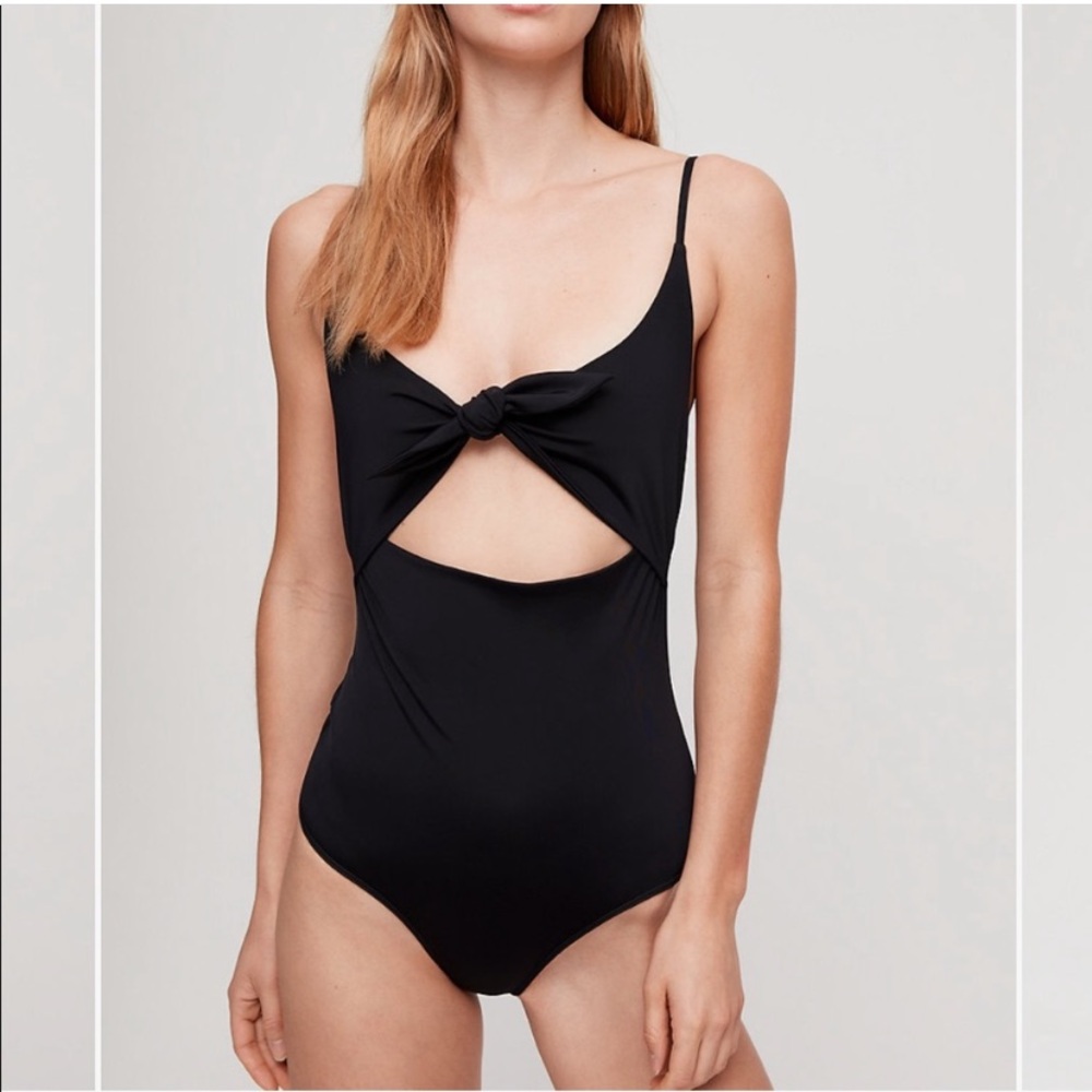 Aritzia stretch bodysuit with cut out